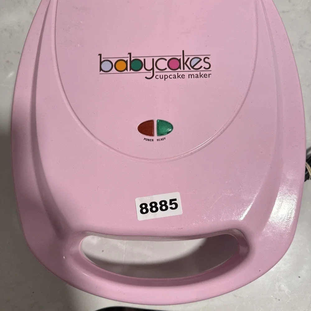 Babycakes 12 Full Size Cupcake Maker, Pink, Nonstick automatic Birthday holidays